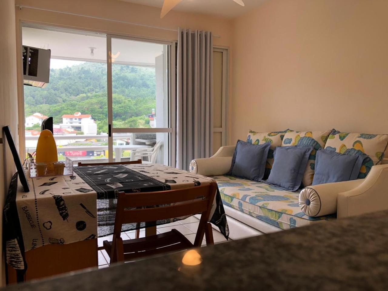 Goldani Jurere Sumer Apartment *